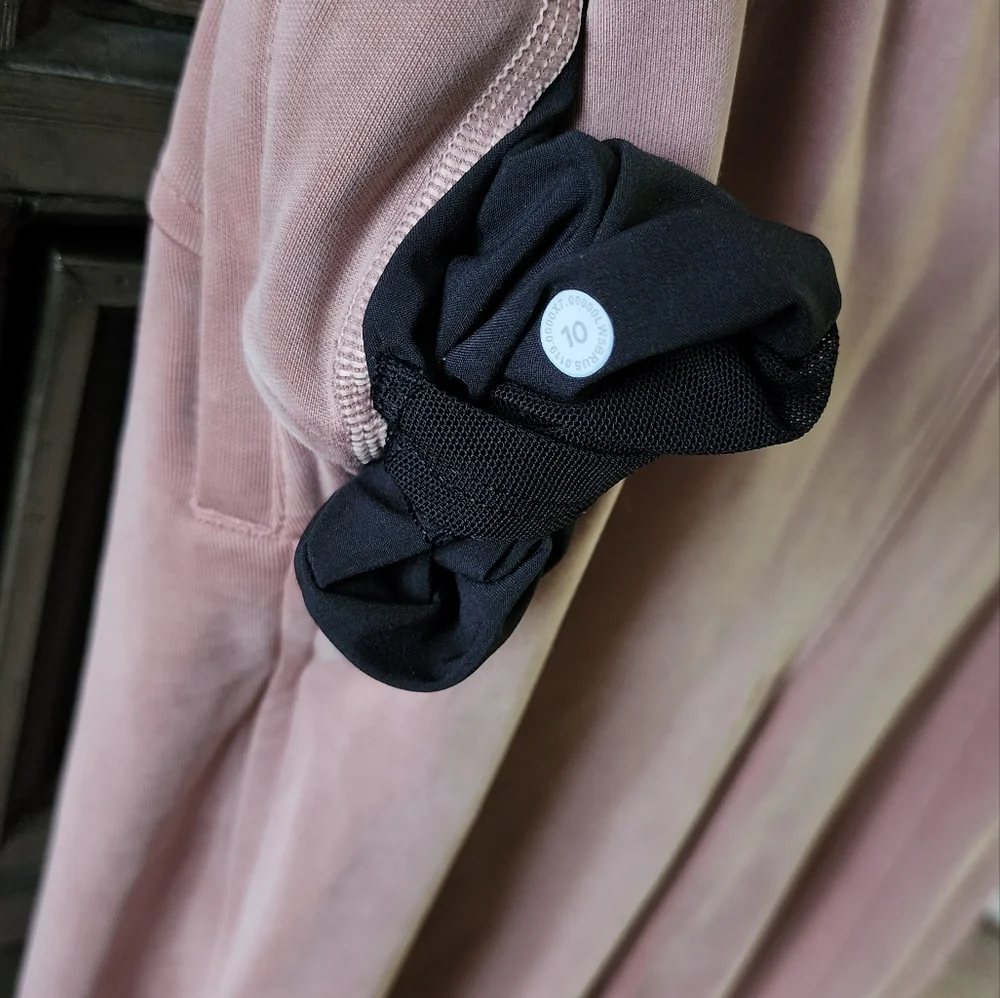 Lululemon Lisse Jogger *the lab - Picture 4 of 14